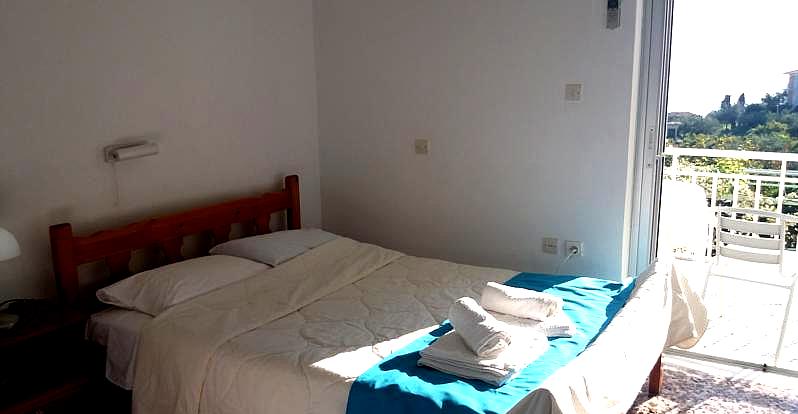 Manoleas Rooms to Let